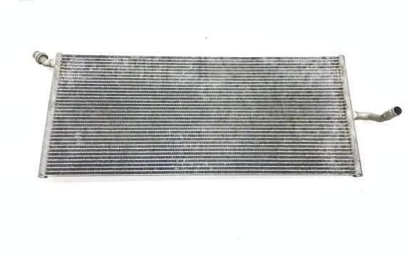 Mercedes-Benz E A207 Coolant radiator CR713003Q2 A0995003803