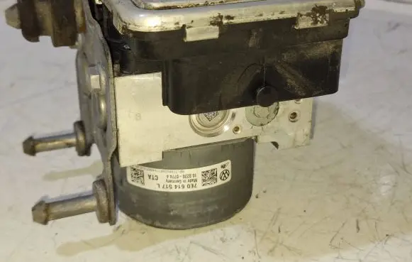 Volkswagen Transporter - Caravelle T6 ABS Pump 7E0907379P 10062532391 10091603693