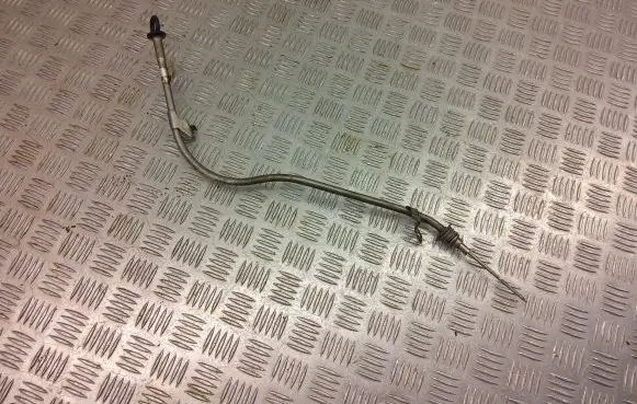 Alfa Romeo Stelvio Oil level dip stick 670052
