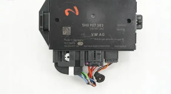 Volkswagen Golf VIII Tow bar trailer control unit/module 5H0907383