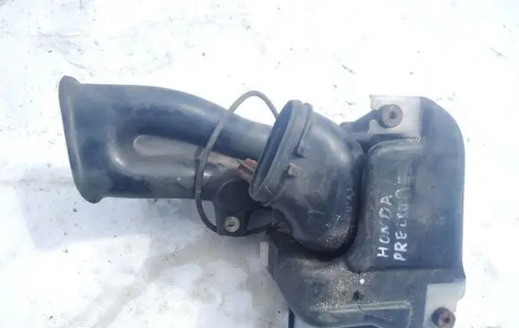 Honda Prelude Intake resonator 