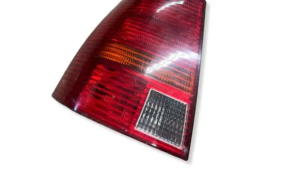 Volkswagen Golf IV Rear/tail lights 28439003