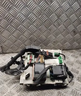 Volvo XC40 Comfort/convenience module 32268107