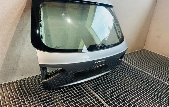 Audi A4 S4 B8 8K Tailgate/trunk/boot lid 