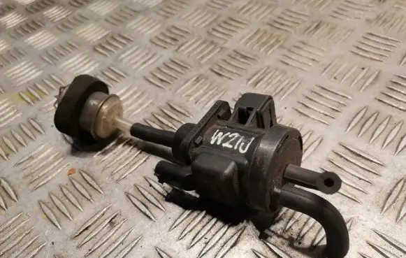 Mercedes-Benz E W210 Turbo solenoid valve 0005450427