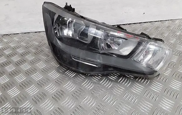 Audi A1 Headlight/headlamp 8x0941004a