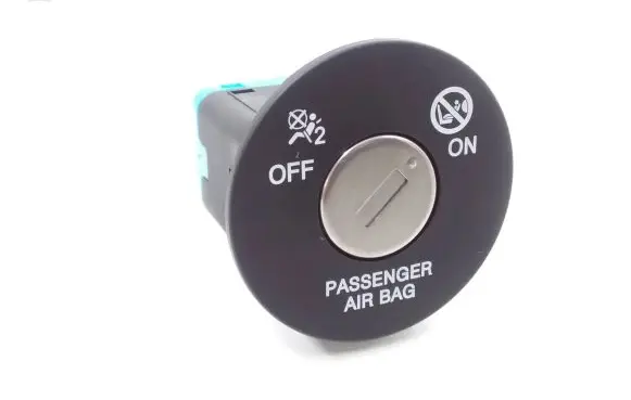 Passenger airbag on/off switch