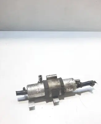 BMW 3 E46 Fuel injection high pressure pump 7165590