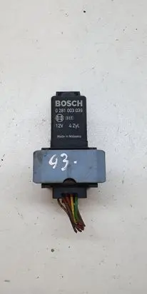 Peugeot Boxer Glow plug pre-heat relay 0281003039