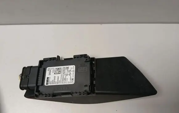 BMW i4 Blind spot module 5A52AC7 5A84CF7