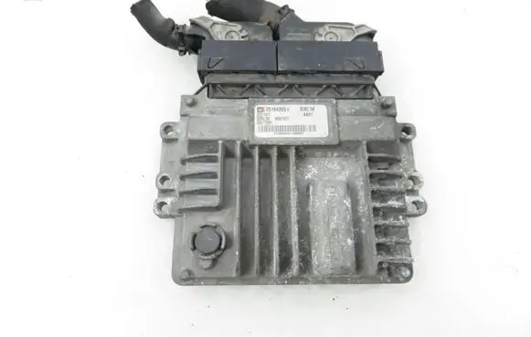 Chevrolet Captiva Engine control unit/module 25184305