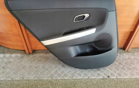 KIA Ceed Rear door card panel trim