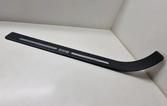 BMW 7 E38 Front sill trim cover 8220219