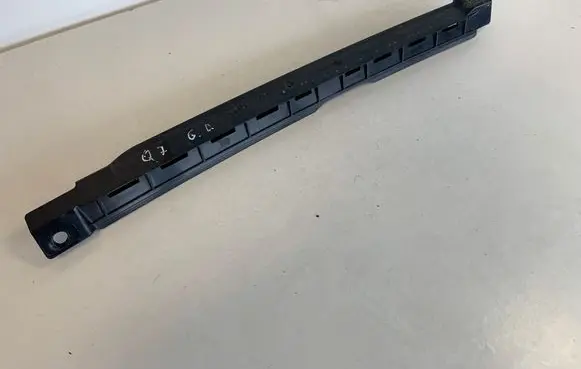 Audi Q7 4M Other rear door trim element 4M0839068