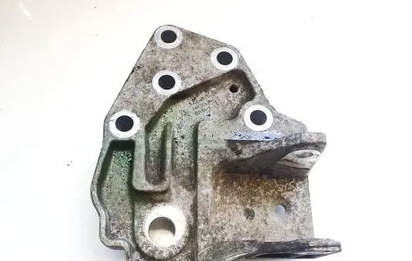 Land Rover Range Rover Evoque L538 Engine mount bracket EJ326P096AA