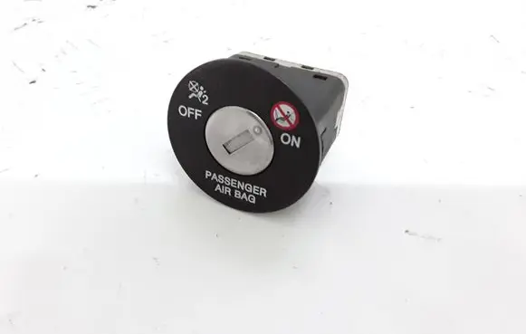 KIA Ceed Passenger airbag on/off switch NOCODE