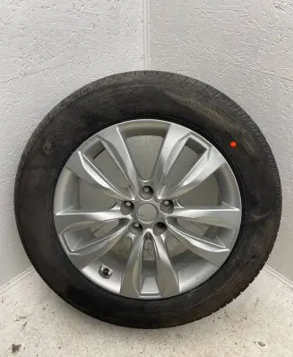 KIA Sorento R18 alloy rim 529102P185 529101U185 529101U385