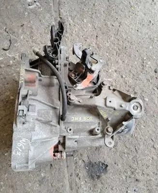 Renault Clio IV Manual 5 speed gearbox JH3905