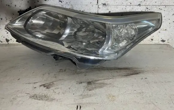 Citroen C4 I Headlight/headlamp 9684381980 89902310 89902318