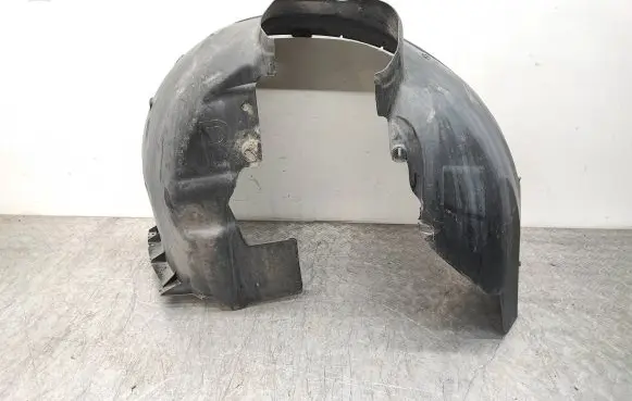 Ford Focus Front wheel arch liner splash guards 4M5116114AA