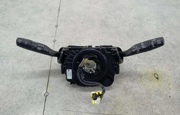 Opel Grandland X Wiper turn signal indicator stalk/switch 98289620YX