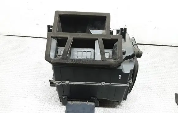 KIA Sorento Interior heater climate box assembly 