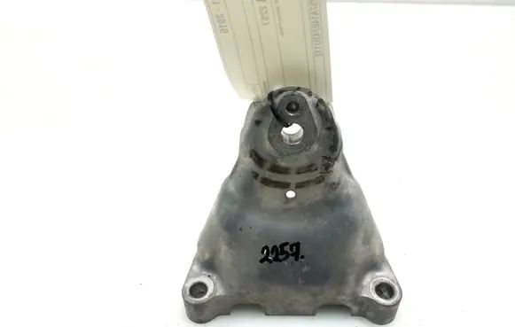 Lexus GS 250 350 300H 450H Engine mounting bracket 1231536020