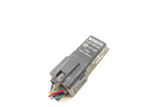Honda CR-V Glow plug pre-heat relay 0281003030