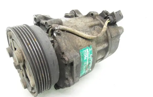 Volkswagen Golf IV Air conditioning (A/C) compressor (pump) SD7V16 1J0820803F