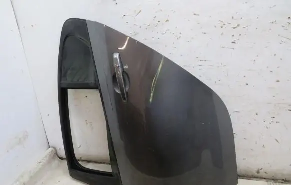 Jaguar XE Rear door