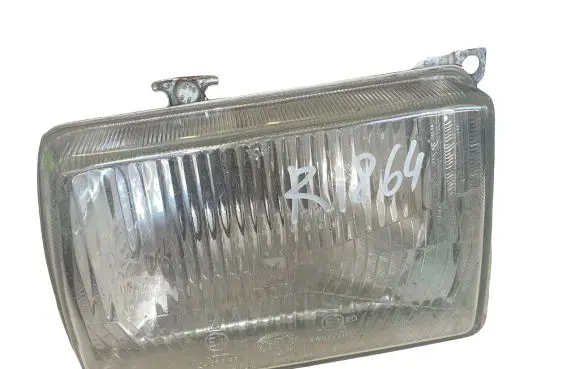 Volkswagen PASSAT B2 Headlight/headlamp 303124502