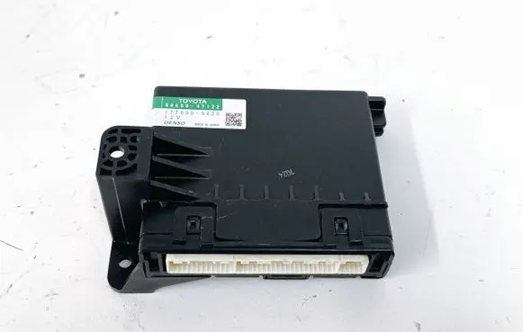 Toyota Prius+ (ZVW40) Climate control unit 8865047122 1778005430