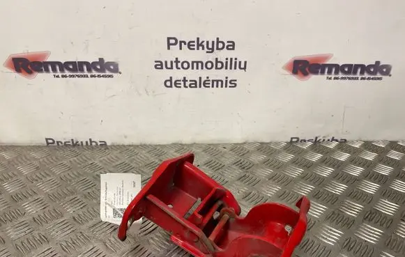 Opel Vivaro Loading door lower hinge 312304