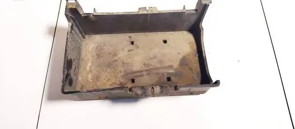 Battery box tray
