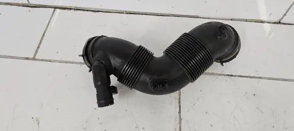 Volkswagen Touran I Air intake hose/pipe 3C0129654 446196605