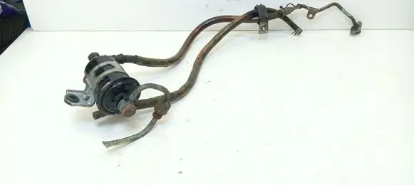 Mitsubishi 3000 GT Fuel filter 