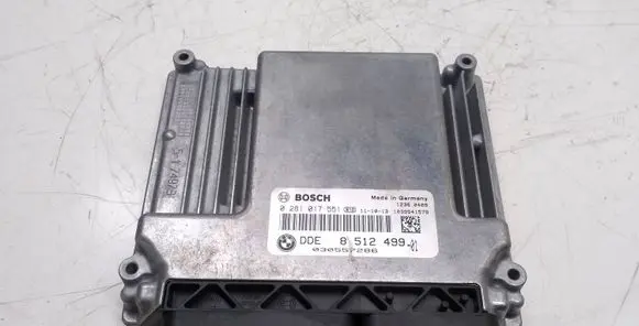 BMW 1 E82 E88 Engine control unit/module 8512499 0281017551 P30557286
