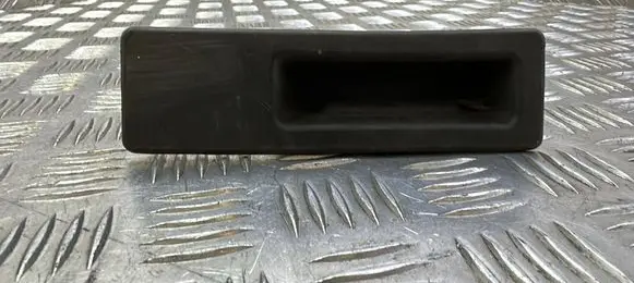 BMW 2 F45 Tailgate/trunk/boot exterior handle 7368752 51247368752