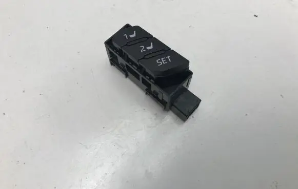 Toyota RAV 4 (XA50) Seat memory switch 6340F2D 15F634