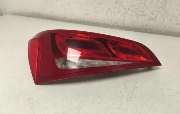 Audi Q5 SQ5 8R Rear/tail lights 8R0945093