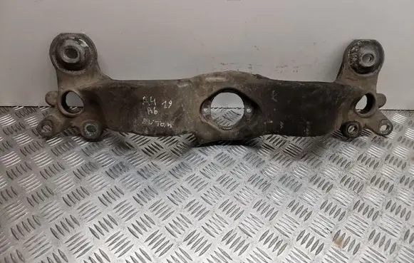 Audi A4 S4 B6 8E 8H Gearbox mounting bracket 8E0399263AG
