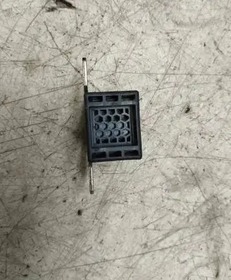 Audi A6 S6 C6 4F Battery relay fuse 4F0915519