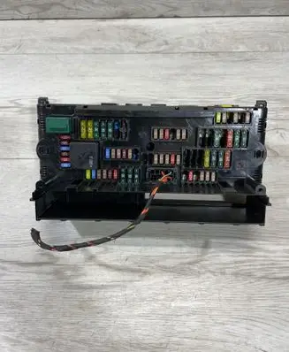 BMW X3 F25 Fuse module 9210863 117033444D 00191996