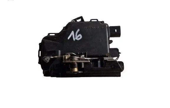Volkswagen Golf IV Sliding door lock 1J0839350A