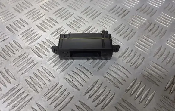 Mazda 323 Clock 