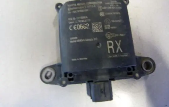 Lexus RX 450H Blind spot module 881620W301