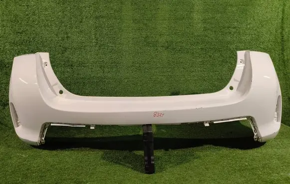Toyota Auris E180 Rear bumper 
