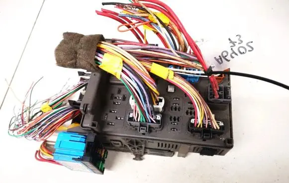 Renault Laguna II Fuse box set 8200148810