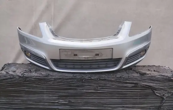 Opel Zafira B Front bumper ZAFZ163