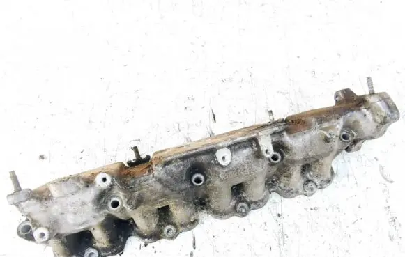 Toyota Corolla E120 E130 Intake manifold